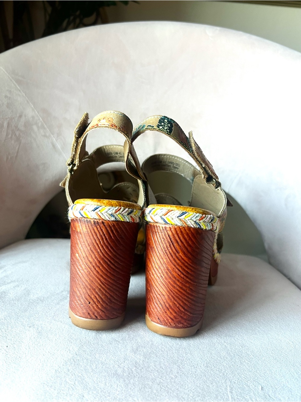 L’artiste Floral Leather Block Heel Sandals Size 41 - Boho Chic Platform - Picture 2 of 11